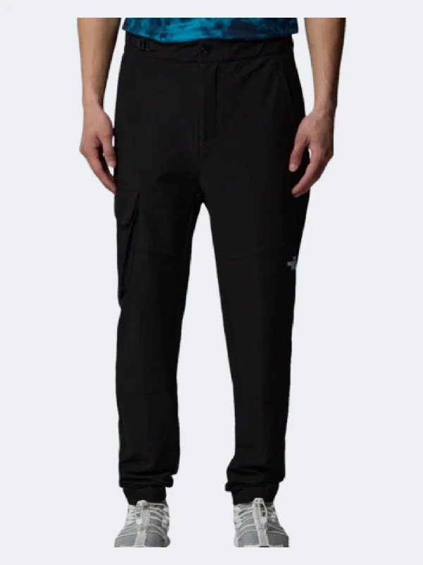 Men's pants for commuting-The North Face Mountain Athletics Hybrid Men Lifestyle Pant Black