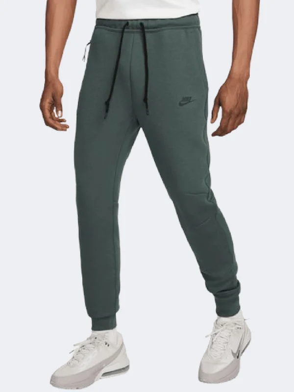 Men's pants for bar nights-Nike Tech Fleece Men Lifestyle Pant Vintage Green/Black