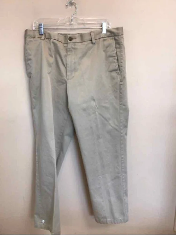 Men's pants with fine tones-SIZE 38 DOCKERS Men's PANTS