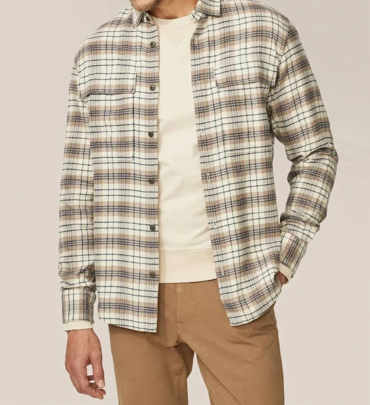 Men's patterned quilted jackets-Stadium Shirt Jacket In Oatmeal Dayton Plaid