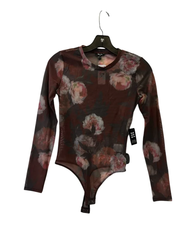 casual short sleeve shirts for work -Bodysuit By Express In Floral Print, Size: Xs