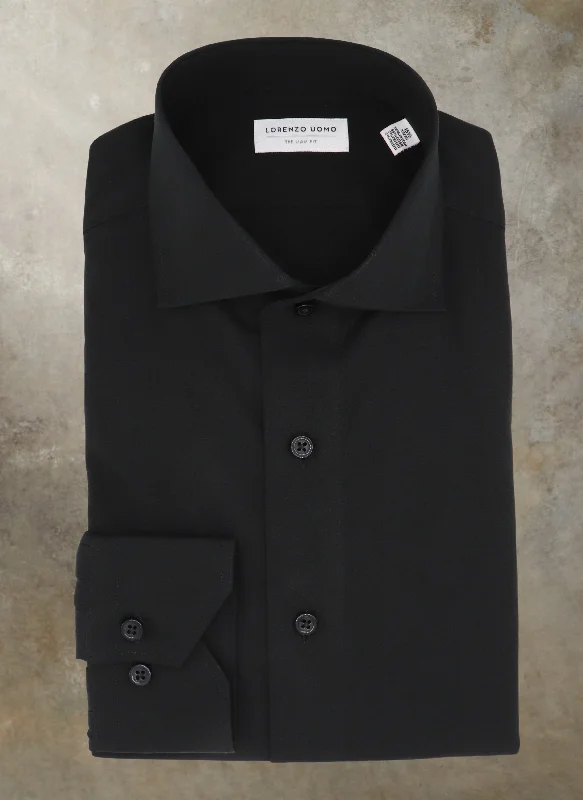 Men's jacquard shirts-Liam in Solid Black Freefit Poplin Shirt