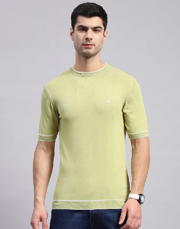 men’s slim-fit short sleeve shirts for casual wear -Men Olive Solid Round Neck Half Sleeve T-Shirt