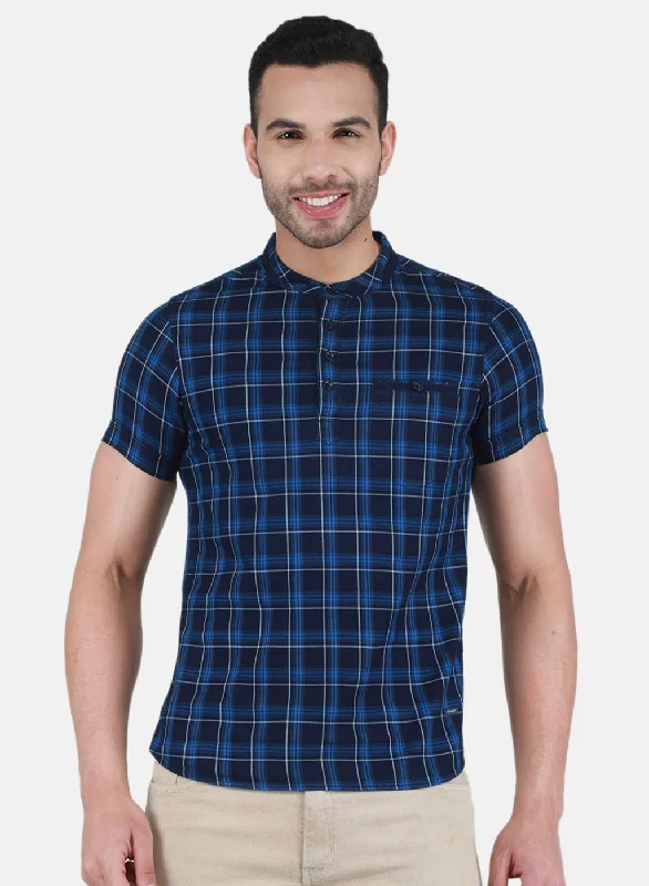 best short sleeve shirts for men’s wardrobe -Men NAvy Blue Printed T-Shirt