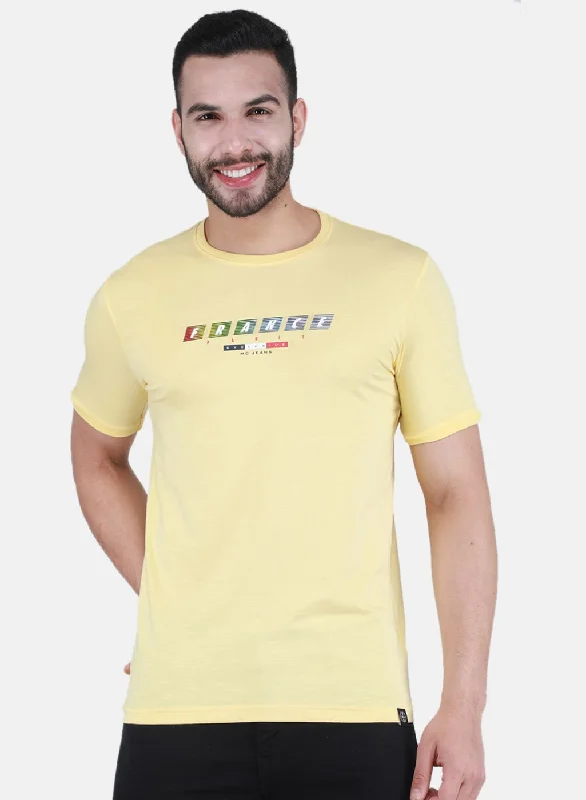 fashionable short sleeve polo shirts for men -Men Yellow Printed T-Shirt