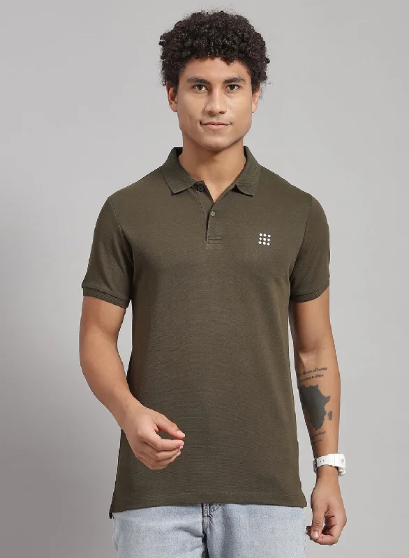 men’s stylish short sleeve t-shirts with cool prints -Men Olive Solid T-Shirt